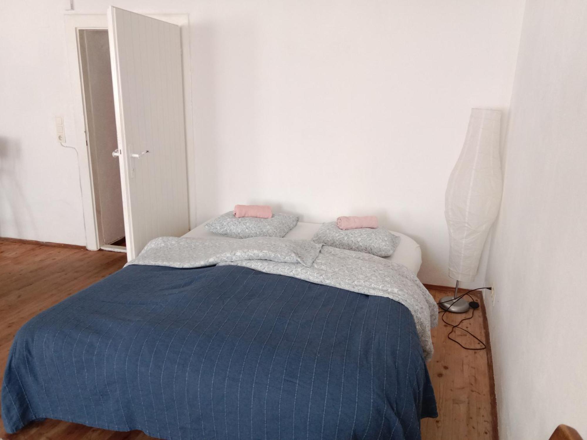 Apartment Mit 1 Schlafzimmer In Altstadthaus Sankt Veit an der Glan Exteriör bild